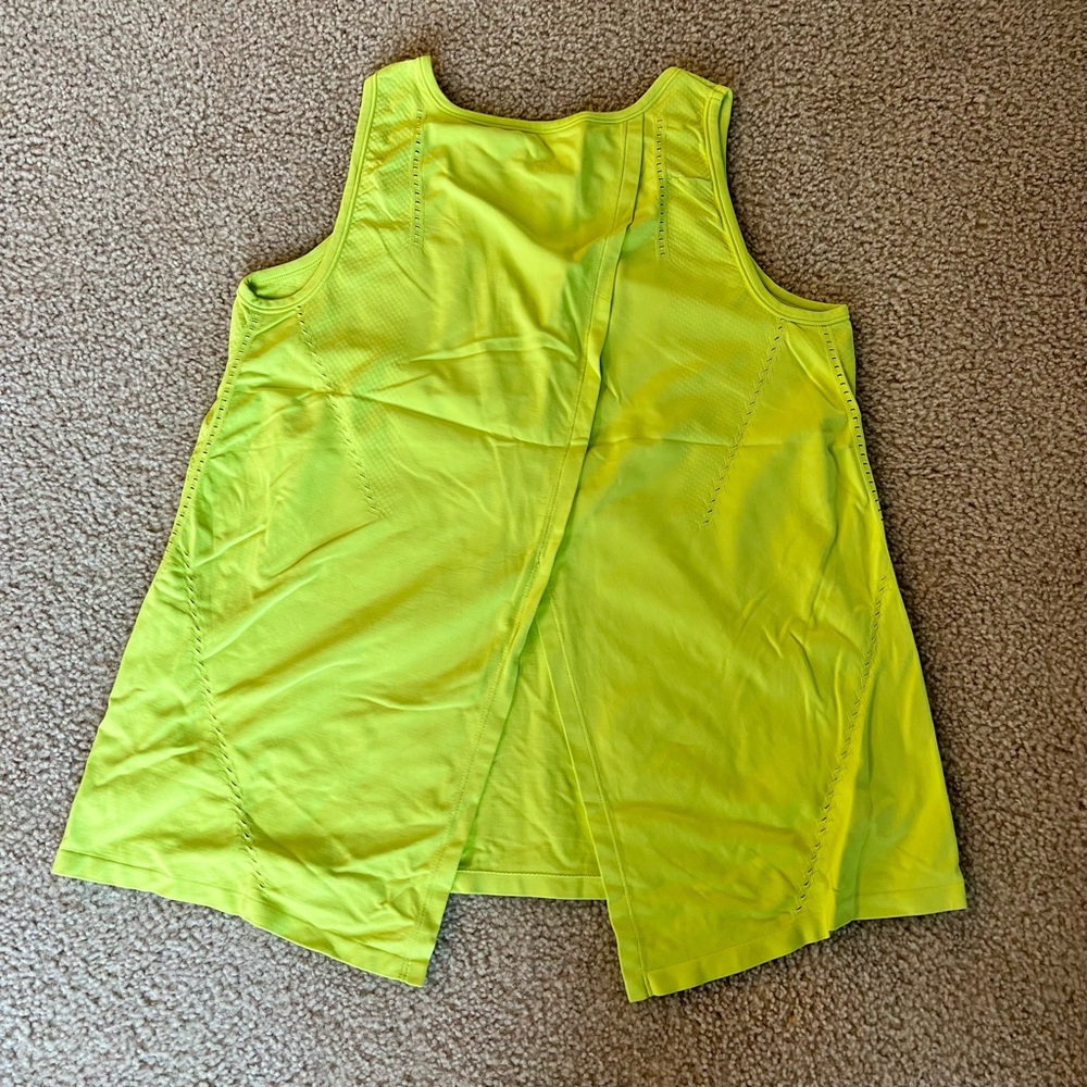 Athleta Foothill Seamless Split Open Back Tank in… - image 7